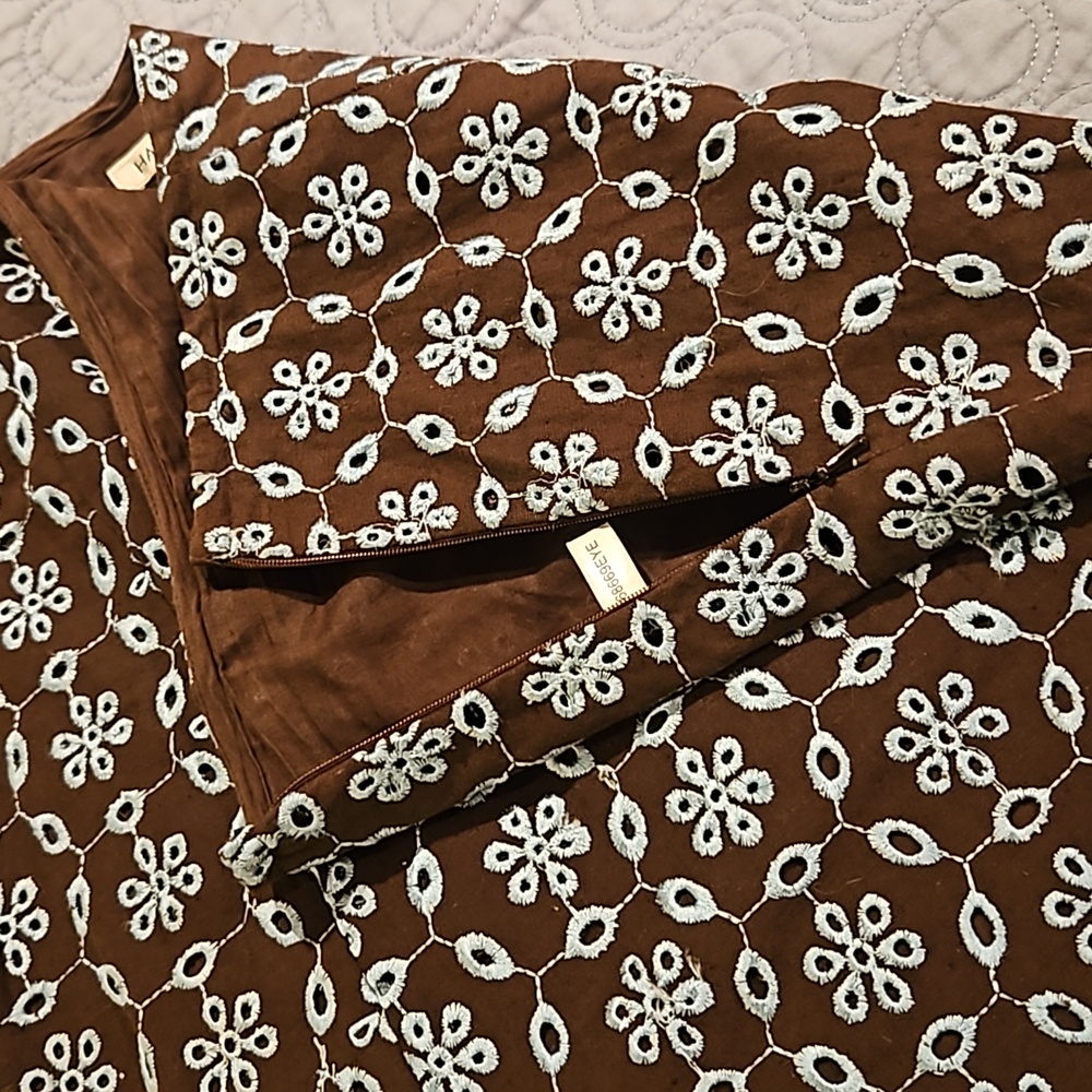 Vintage Harold's Eyelet Skirt - Picture 5 of 6